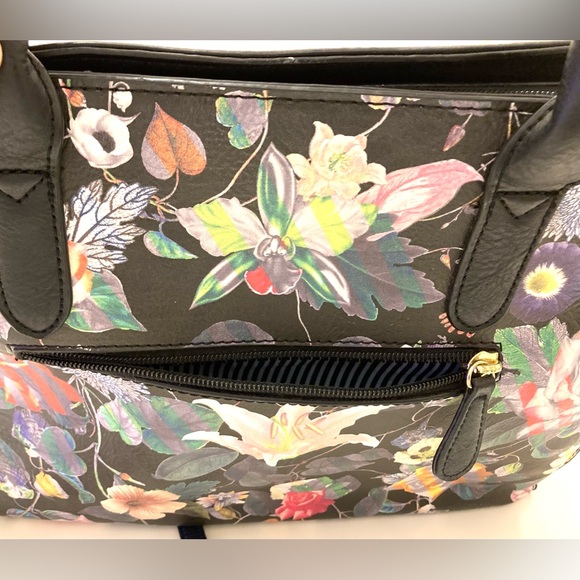Christian Lacroix black floral vegan leather bag - Picture 7 of 10